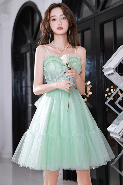 Green Lace Sweetheart Neck Short Prom Dresses, Green Lace Homecoming Dresses, Short Green Formal Evening Dresses WT1489