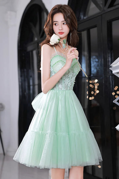 Green Lace Sweetheart Neck Short Prom Dresses, Green Lace Homecoming Dresses, Short Green Formal Evening Dresses WT1489