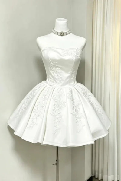 Strapless White Lace Short Prom Dresses with Bow Back, White Lace Homecoming Dresses WT1821