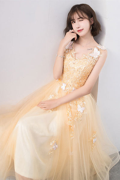 Champagne Tulle V Neck Lace Short Prom Dresses, Champagne Lace Homecoming Dresses, Champagne Formal Evening Dresses WT1057