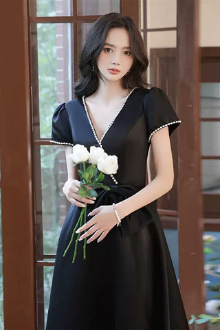 Short Sleeves V Neck Beaded Black Long Prom Dresses, V Neck Black Formal Graduation Evening Dresses WT1003